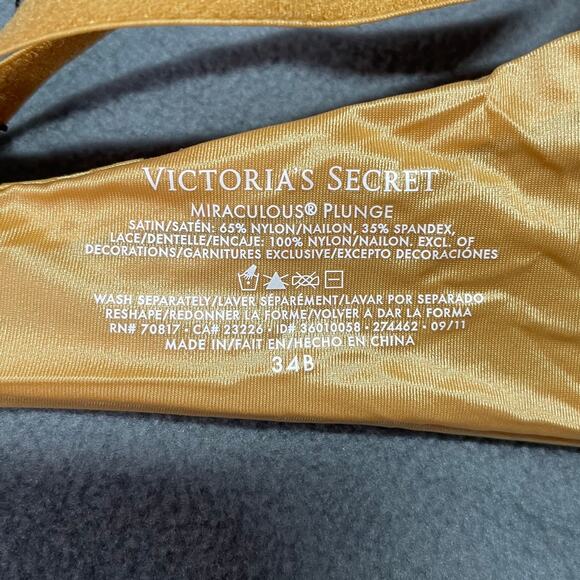 Victoria's Secret Bra 34B Gold Miraculous Plunge Padded 2 Cup Push Up Bombshell - Picture 8 of 10